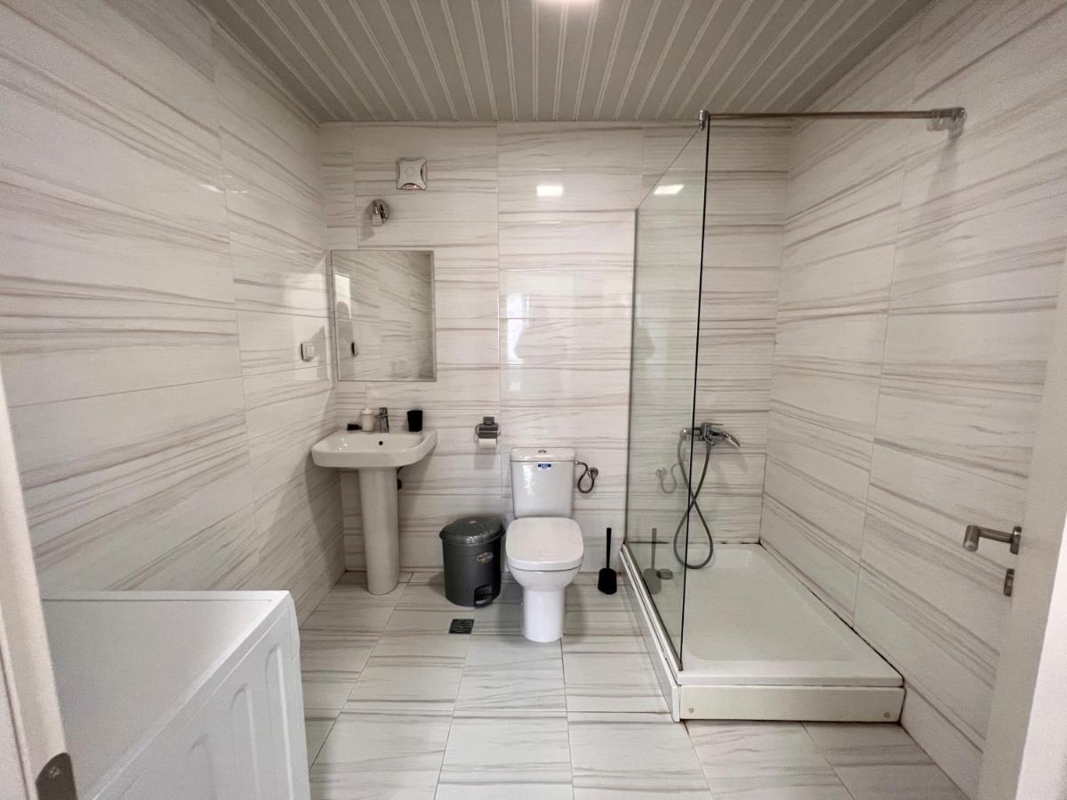 High-End Spacious Apartment Next To City Mall Skopje Exterior foto