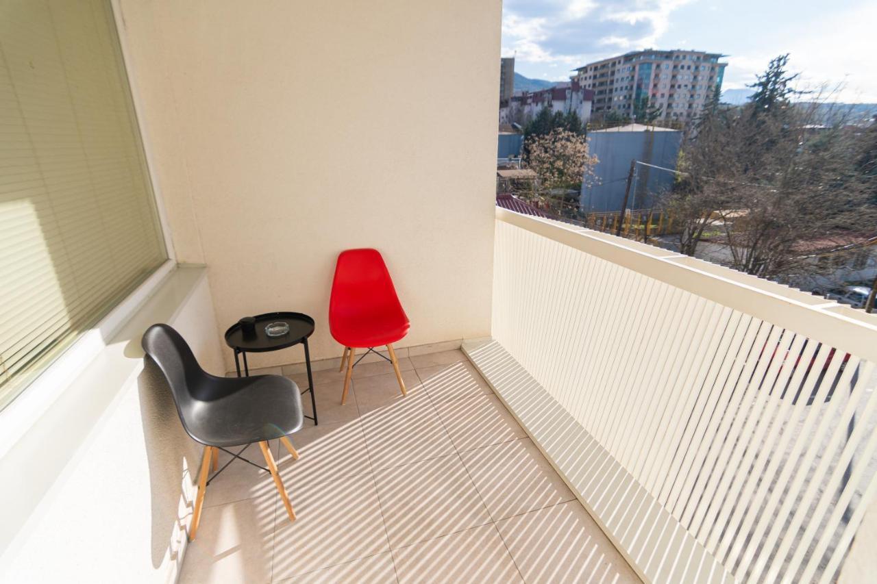 High-End Spacious Apartment Next To City Mall Skopje Exterior foto
