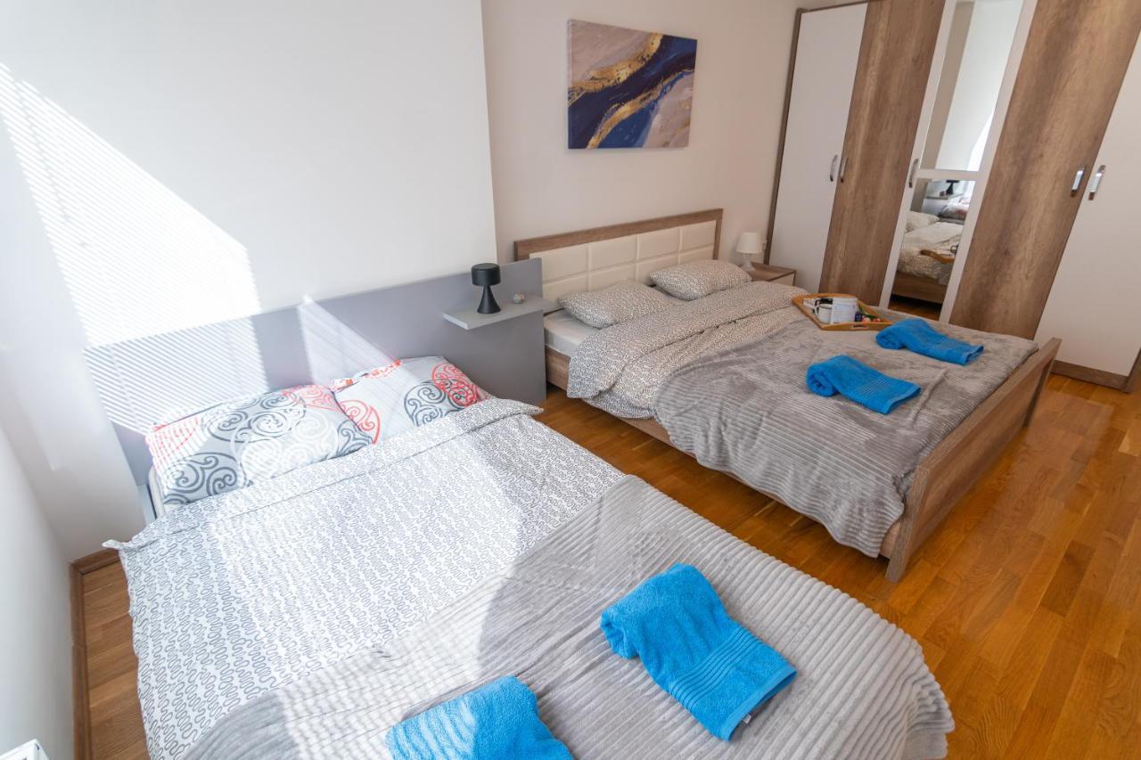 High-End Spacious Apartment Next To City Mall Skopje Exterior foto