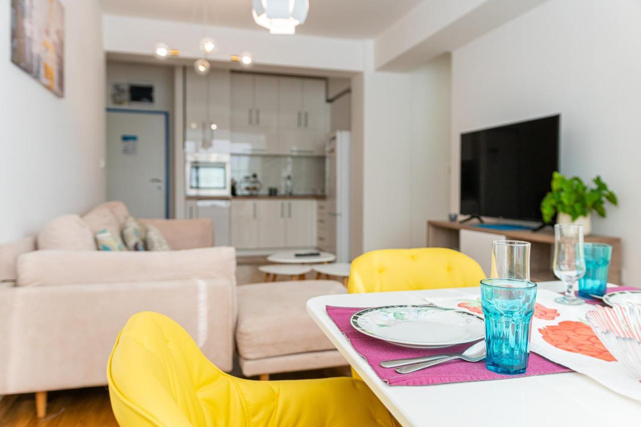 High-End Spacious Apartment Next To City Mall Skopje Exterior foto